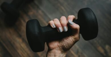 Black Dumbbell